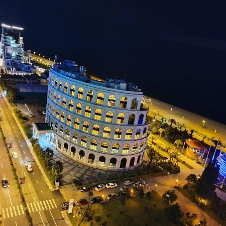 Luxury Apartments บาทูมิ ภายนอก รูปภาพ