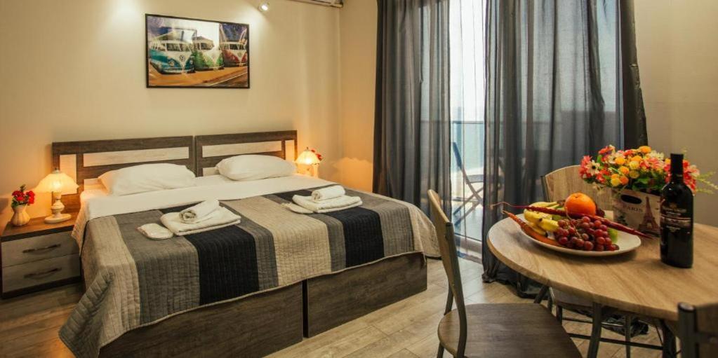 Luxury Apartments บาทูมิ ภายนอก รูปภาพ