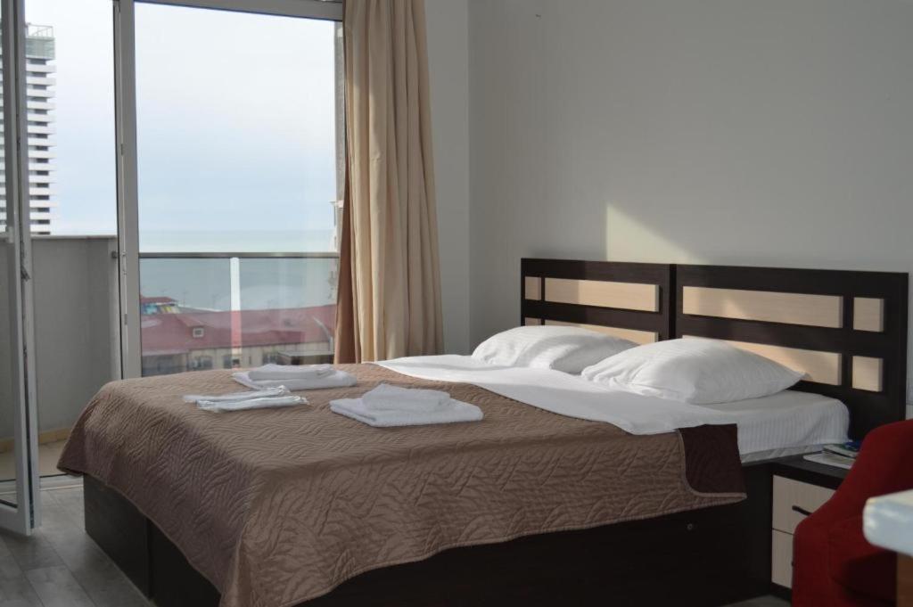 Luxury Apartments บาทูมิ ภายนอก รูปภาพ