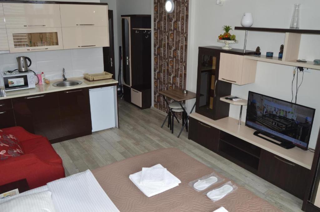 Luxury Apartments บาทูมิ ภายนอก รูปภาพ