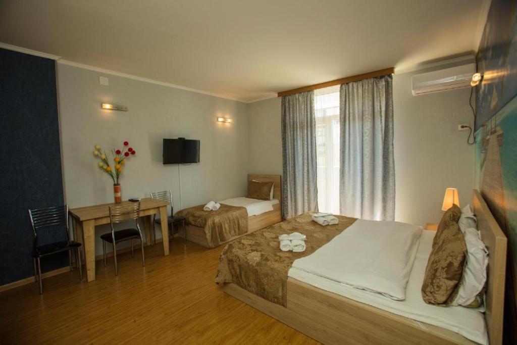 Luxury Apartments บาทูมิ ภายนอก รูปภาพ