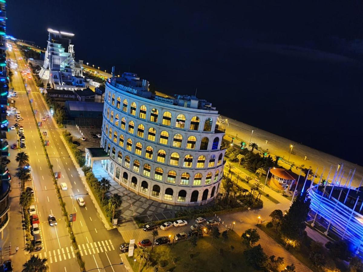 Luxury Apartments บาทูมิ ภายนอก รูปภาพ
